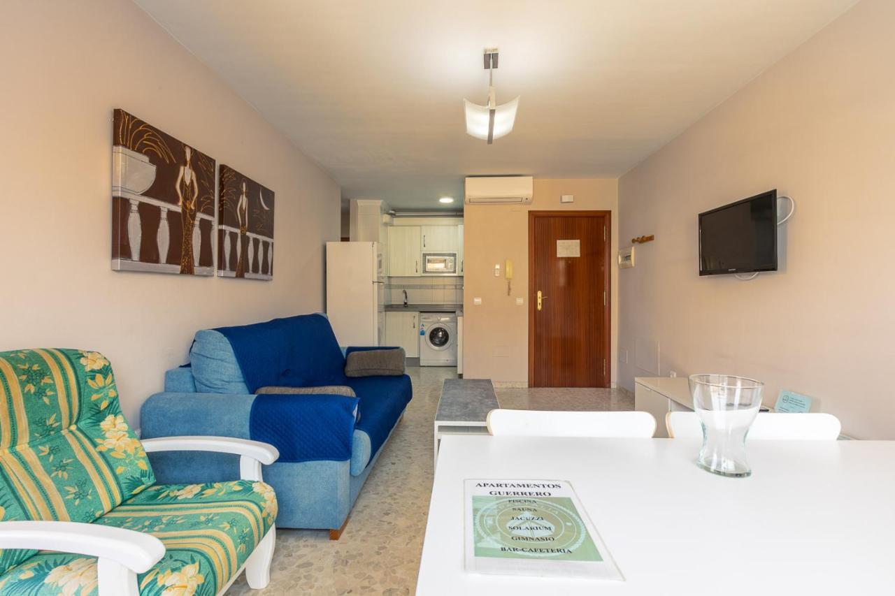 Apartamentos Guerrero Torre Del Mar Buitenkant foto