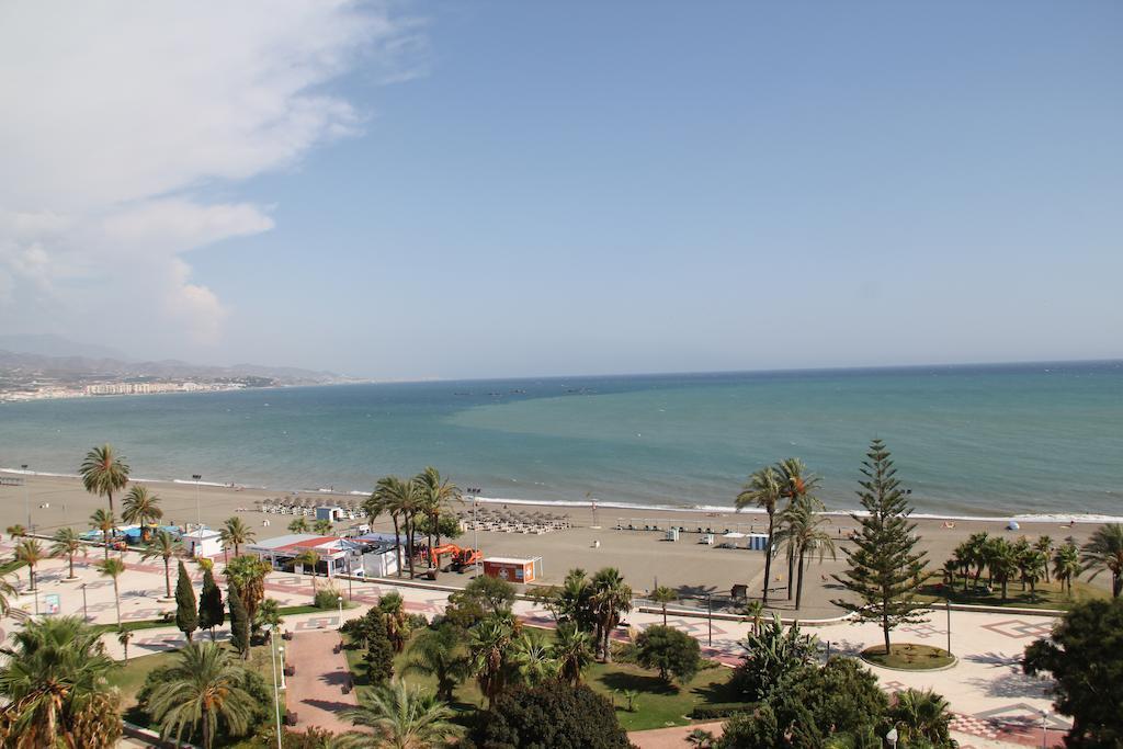 Apartamentos Guerrero Torre Del Mar Buitenkant foto