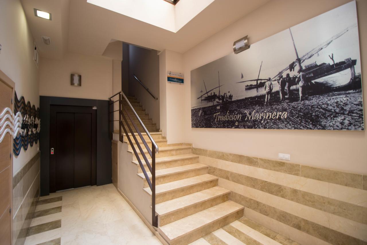 Apartamentos Guerrero Torre Del Mar Buitenkant foto