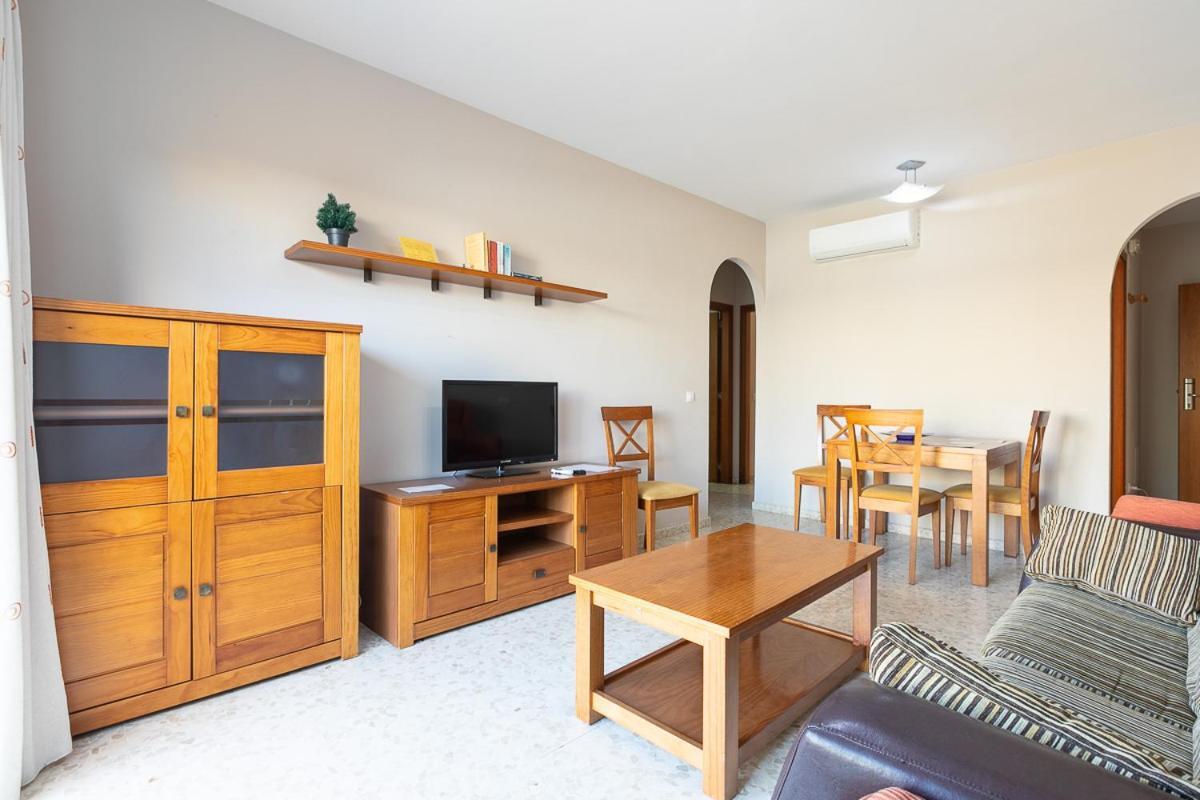 Apartamentos Guerrero Torre Del Mar Buitenkant foto