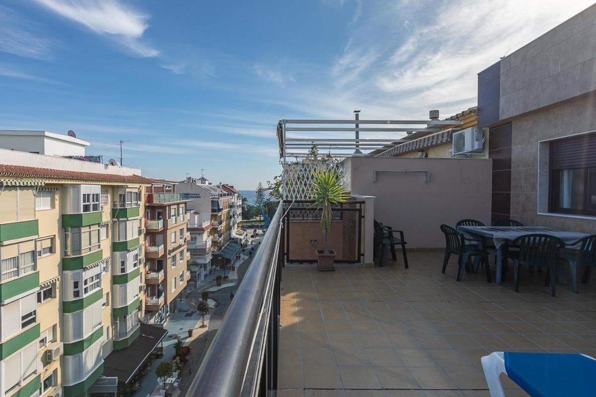 Apartamentos Guerrero Torre Del Mar Buitenkant foto