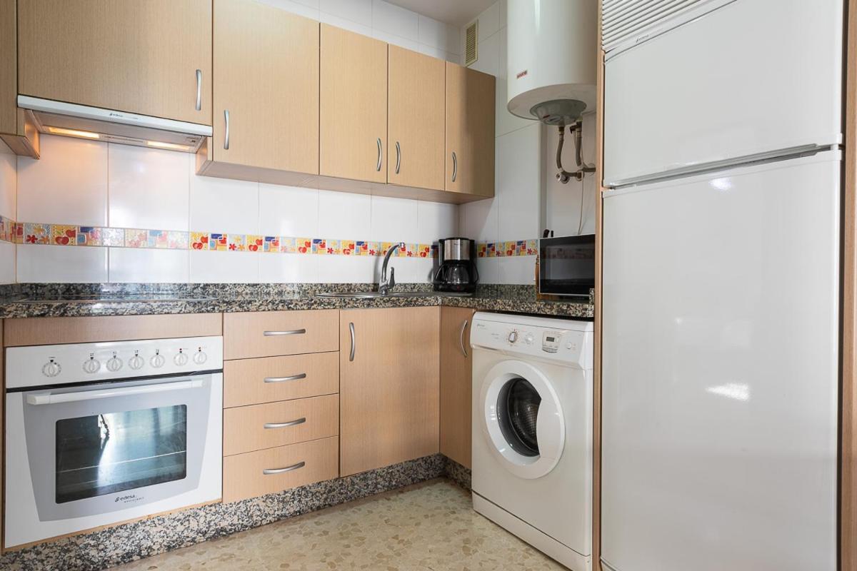 Apartamentos Guerrero Torre Del Mar Buitenkant foto