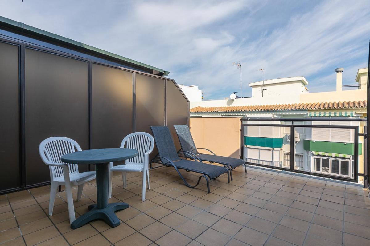 Apartamentos Guerrero Torre Del Mar Buitenkant foto