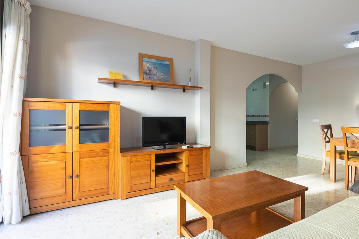 Apartamentos Guerrero Torre Del Mar Buitenkant foto