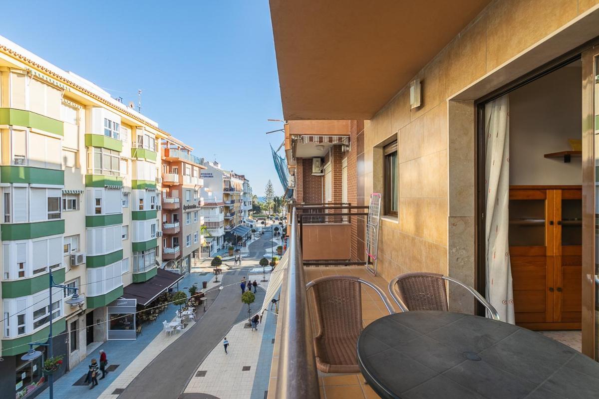 Apartamentos Guerrero Torre Del Mar Buitenkant foto
