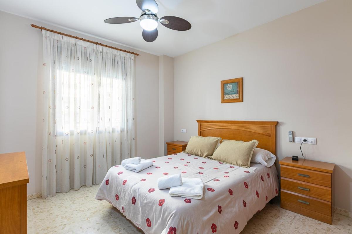 Apartamentos Guerrero Torre Del Mar Buitenkant foto