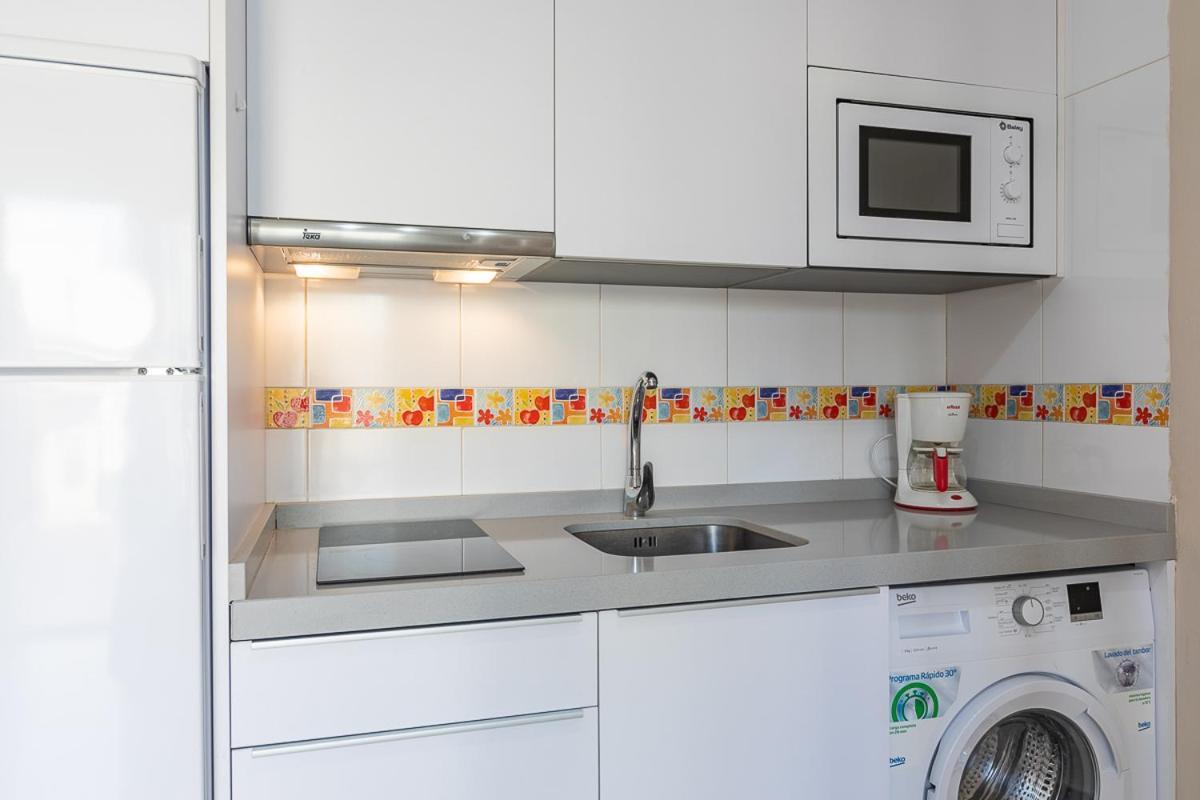 Apartamentos Guerrero Torre Del Mar Buitenkant foto